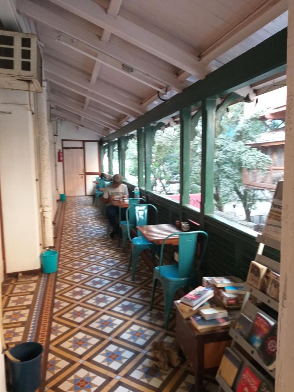 Carlton Hotel Mumbai - Behind Taj Mahal Palace Colaba Bombaim Exterior foto
