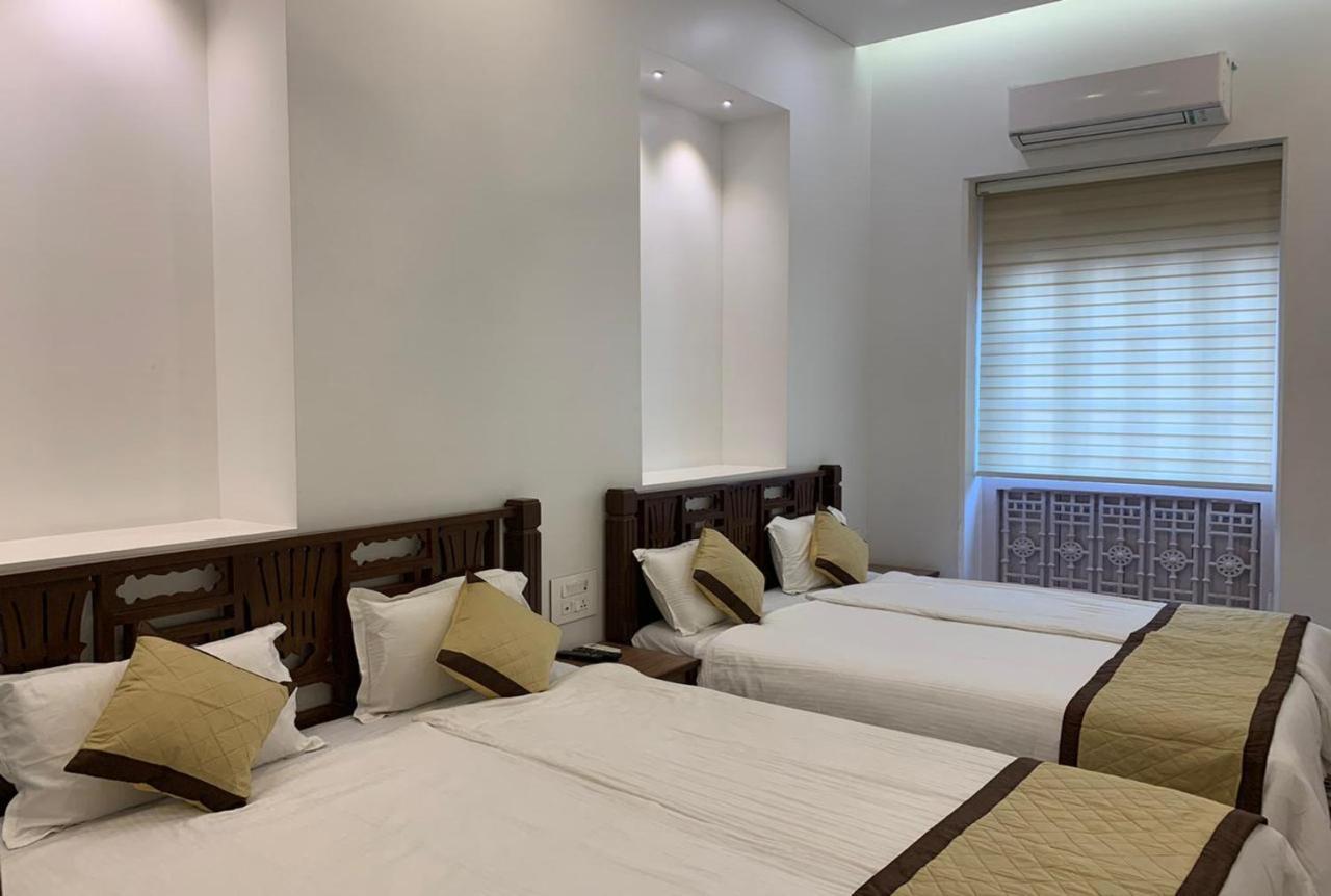 Carlton Hotel Mumbai - Behind Taj Mahal Palace Colaba Bombaim Exterior foto